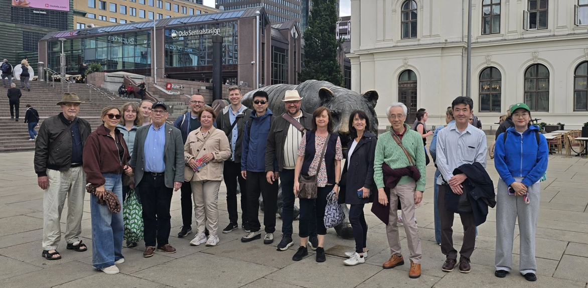 gruppbild-vid-tigern.png